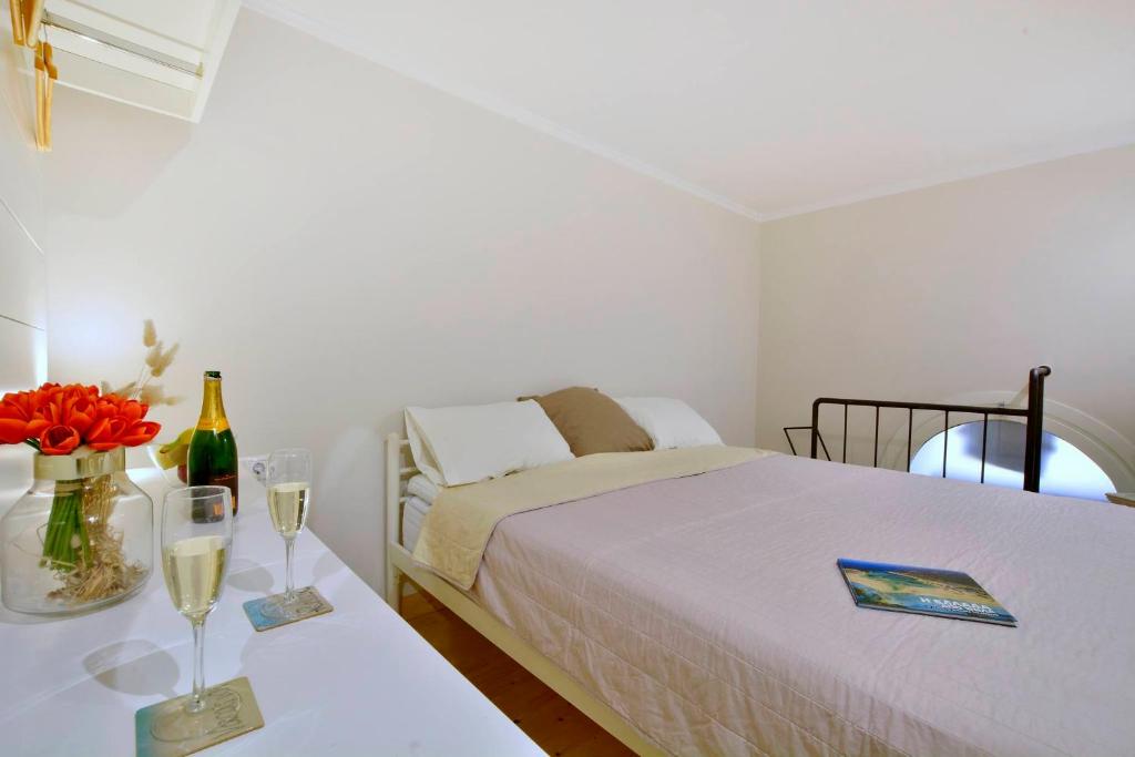 Sirocco Corfu Old Town Apartment room 6